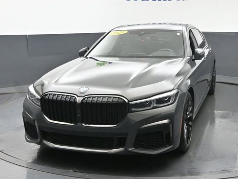 Used 2021 BMW 750i xDrive w/ M Sport Package AWD/4WD image 23