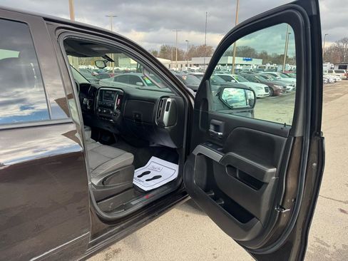 Used 2018 Chevrolet Silverado 1500 LT w/ All Star Edition image 9