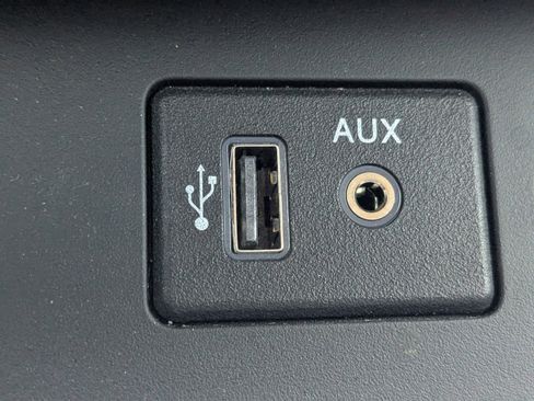 Used 2018 Nissan Murano SV w/ Premium Package image 22