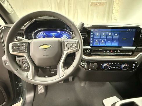 New 2026 Chevrolet Silverado 3500 LT image 23