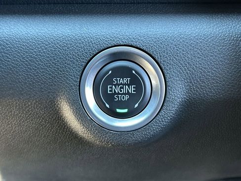 Used 2025 GMC Terrain Elevation image 17