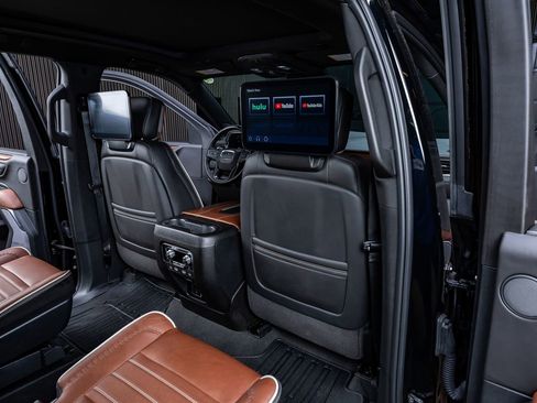 Used 2024 GMC Yukon Denali Ultimate image 33