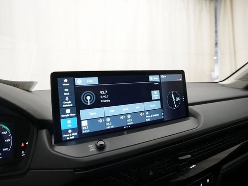 Certified 2023 Honda Accord Touring image 6