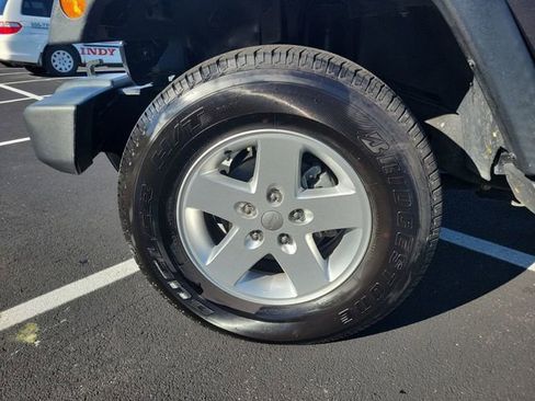 Used 2018 Jeep Wrangler Unlimited Sport S AWD/4WD image 18
