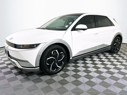 Used 2024 Hyundai Ioniq 5 Limited image 6