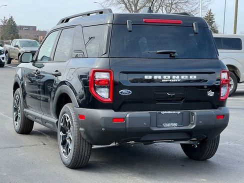 New 2025 Ford Bronco Sport Outer Banks image 9