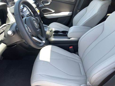 New 2026 Acura RDX SH-AWD image 23