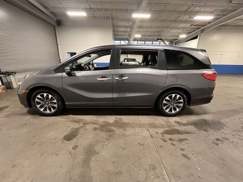 Used 2024 Honda Odyssey EX-L image 4