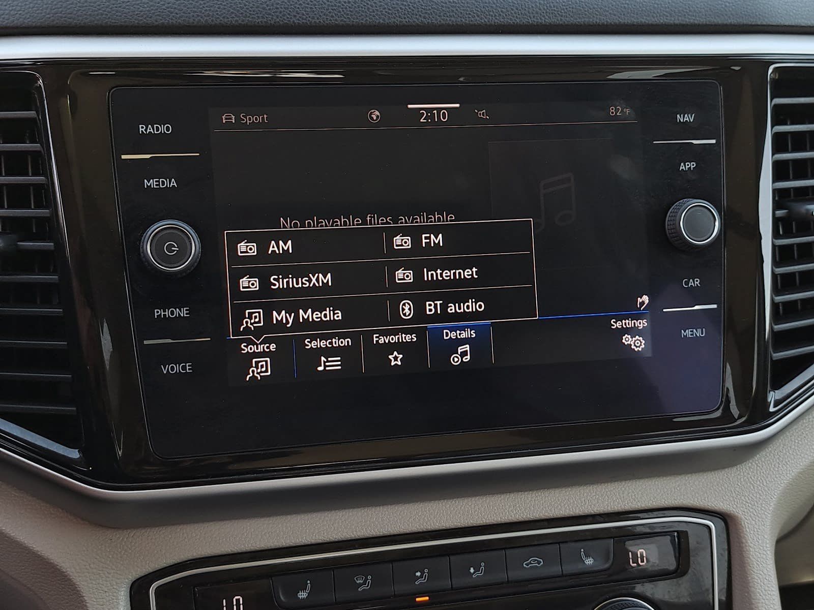 Used 2022 Volkswagen Atlas SEL AWD/4WD image 25
