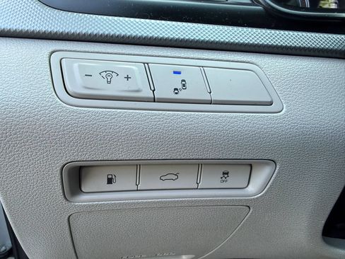 Used 2018 Hyundai Sonata SE FWD image 26