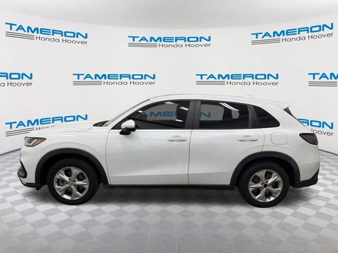 Used 2023 Honda HR-V LX image 2