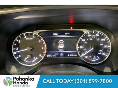 Used 2024 Nissan Rogue S image 23