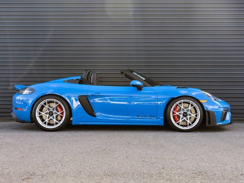 Certified 2025 Porsche 718 Boxster Spyder RS RWD image 9