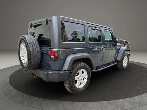 Used 2017 Jeep Wrangler Unlimited Sport w/ Quick Order Package 23S AWD/4WD image 5
