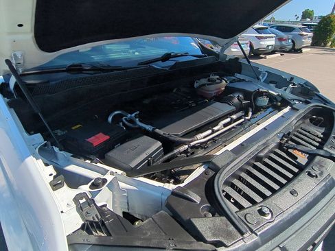 Used 2023 Chevrolet Silverado 1500 Custom RWD image 28