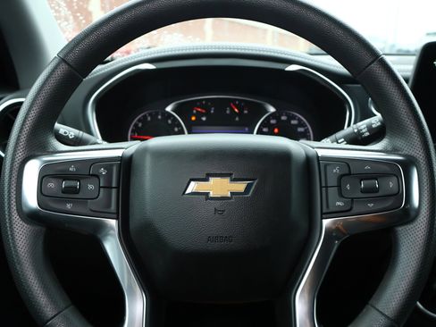 Used 2024 Chevrolet Blazer LT w/ Convenience Package FWD image 13