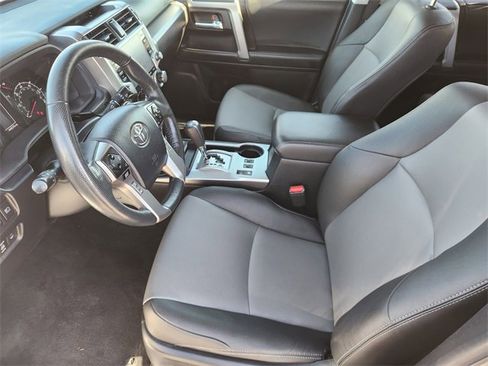 Certified 2024 Toyota 4Runner SR5 Premium image 9