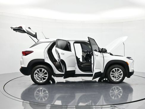 Certified 2024 Chevrolet TrailBlazer LS image 48