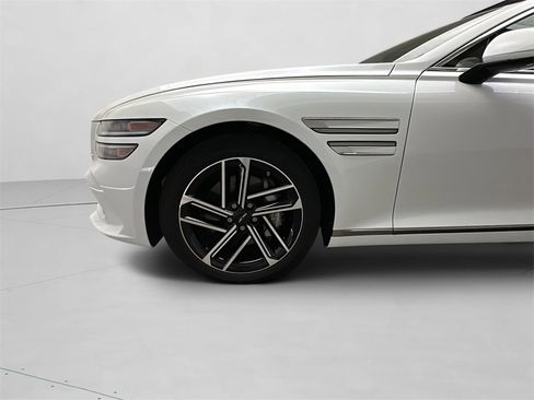 Certified 2025 Genesis G80 2.5T Advanced image 3