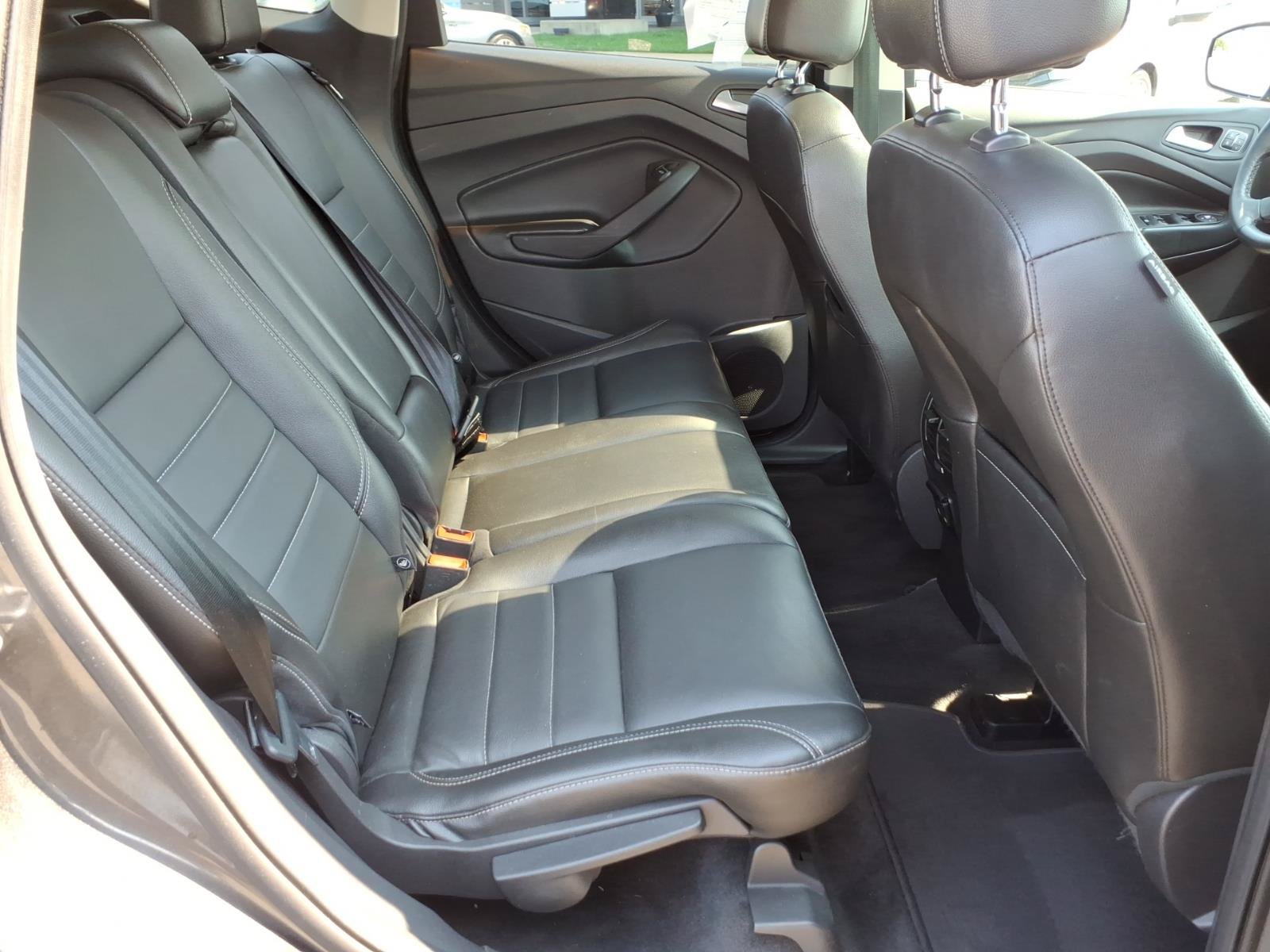 Used 2015 Ford Escape Titanium AWD/4WD image 27