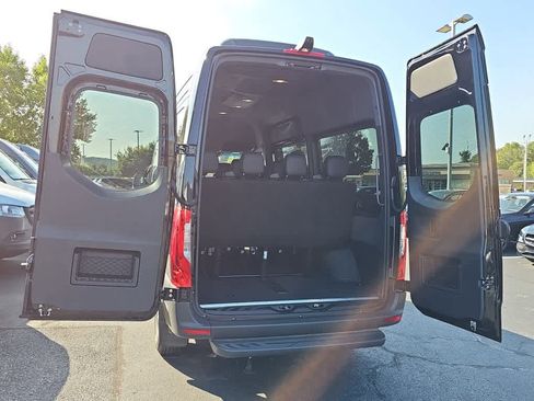 New 2025 Mercedes-Benz Sprinter 2500 image 7