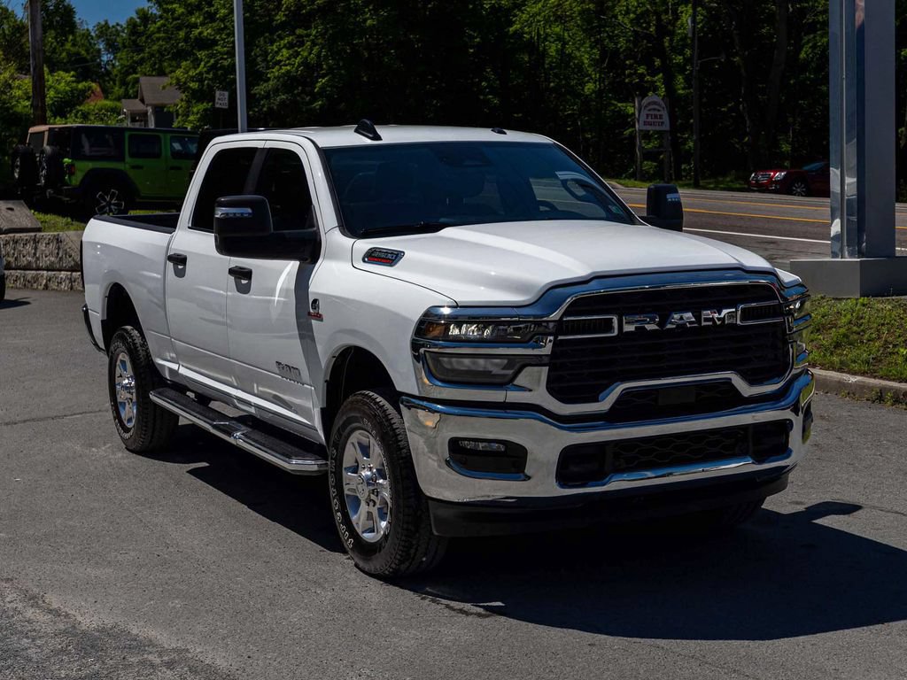 Used 2026 RAM 2500 Big Horn AWD/4WD image 3