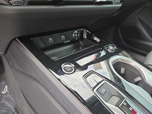 New 2026 Audi A6 Premium Plus AWD/4WD image 24