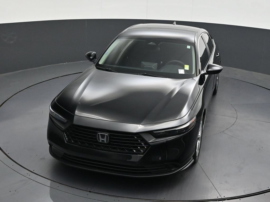 Used 2023 Honda Accord LX image 25