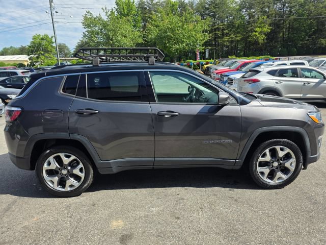 Used 2017 Jeep Compass Limited AWD/4WD image 4