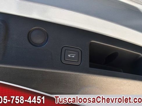 New 2026 Chevrolet Equinox LT image 9