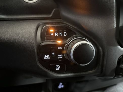 Used 2023 RAM 1500 Big Horn AWD/4WD image 17