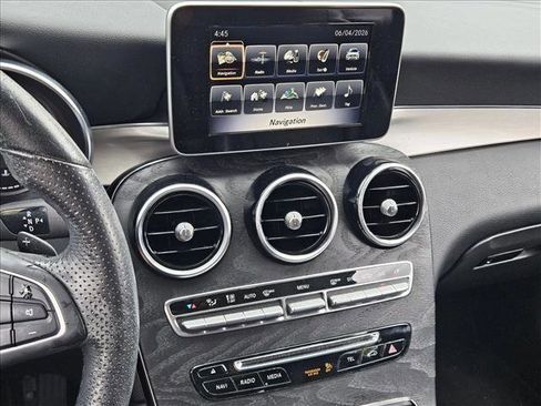 Used 2019 Mercedes-Benz GLC 300 image 11