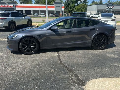 Used 2023 Tesla Model S Standard Range AWD/4WD image 6