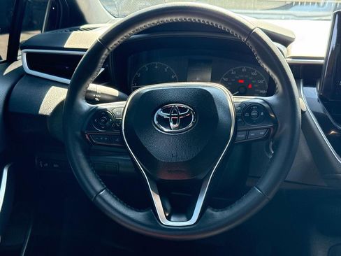 Used 2025 Toyota Corolla SE image 14