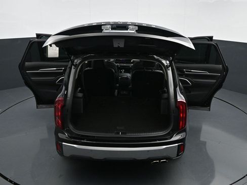 Used 2023 Kia Telluride S FWD image 40