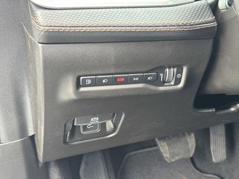 New 2026 Jeep Cherokee Overland image 29