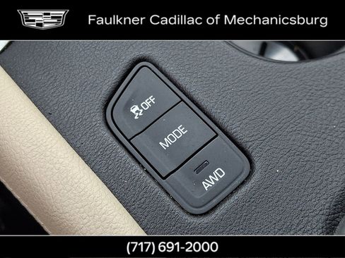 Used 2018 Cadillac XT5 Luxury w/ Driver Awareness Package image 25