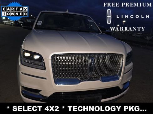 Used 2019 Lincoln Navigator Select w/ Technology Package image 2