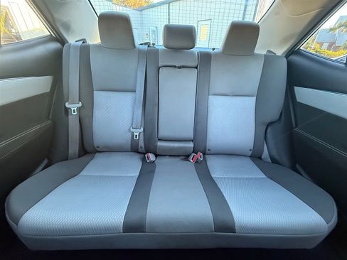 Used 2019 Toyota Corolla LE image 21