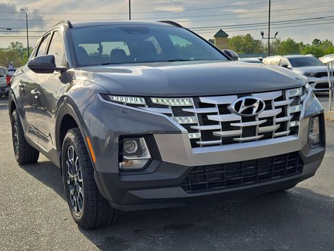 Used 2022 Hyundai Santa Cruz SEL w/ Activity Package FWD image 4