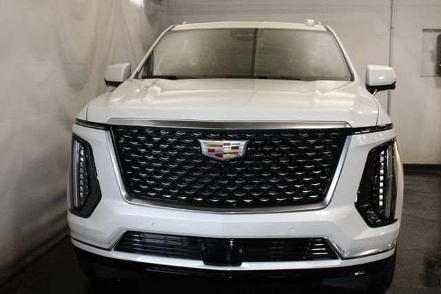 Used 2025 Cadillac Escalade ESV Premium Luxury w/ Touring Package AWD/4WD image 3