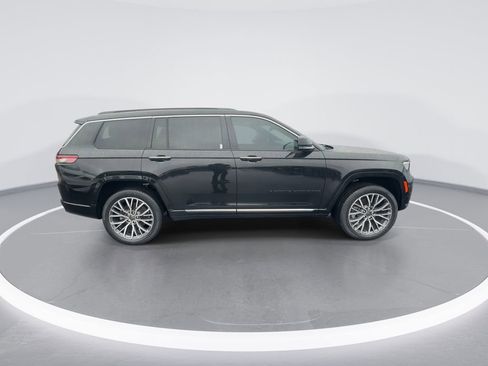 Used 2021 Jeep Grand Cherokee L Summit image 9