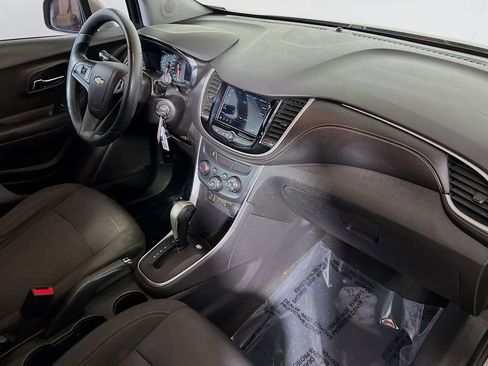 Used 2018 Chevrolet Trax LT w/ LPO, Protection Package image 26