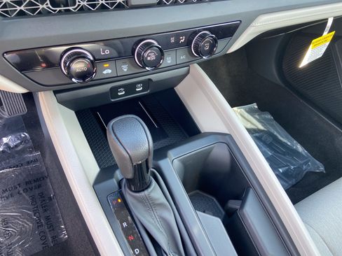 New 2026 Honda Accord LX image 34