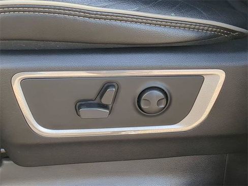 Certified 2023 RAM 1500 Laramie image 22