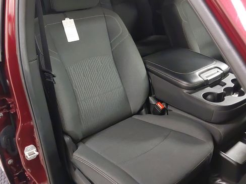 Used 2024 RAM 3500 Tradesman w/ Chrome Appearance Group AWD/4WD image 28