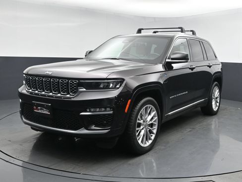 Used 2022 Jeep Grand Cherokee Summit w/ Advanced Protech Group IV AWD/4WD image 1