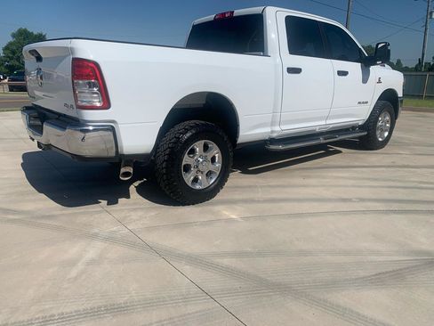 Used 2024 RAM 2500 Big Horn w/ Off Road Package AWD/4WD image 2