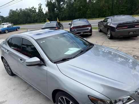 Used 2017 Acura TLX V6 w/ Technology Package FWD image 8