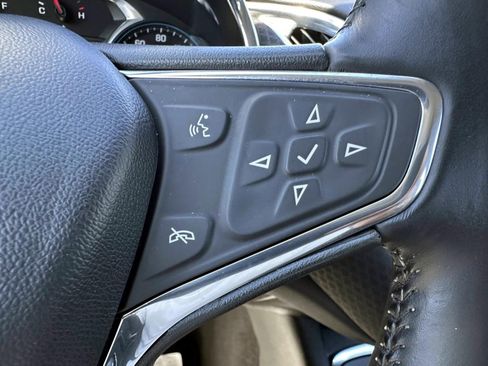 Used 2016 Chevrolet Malibu LT FWD image 17